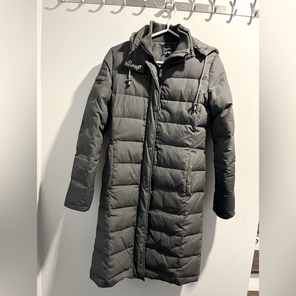 Puffy coat x-small black. Perfect condition